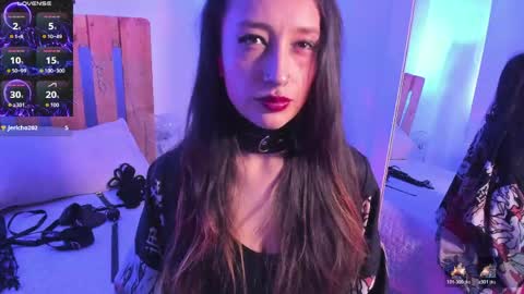 Snapshot of violet_jonesss chatting on 15, 5, 2026 Violet Jones online show from 15, 5, 2026