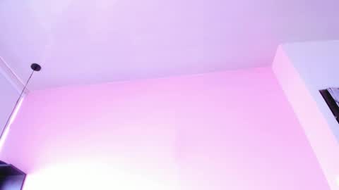 violet online show from 17, 9, 2025