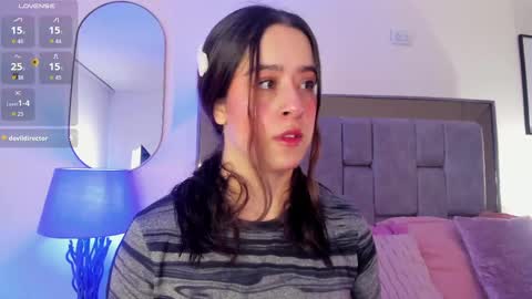 Snapshot of violet_nova1 chatting on 17, 4, 2026 Violet Nova online show from 17, 4, 2026