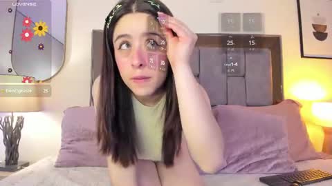 Violet Nova online show from 16, 6, 2026