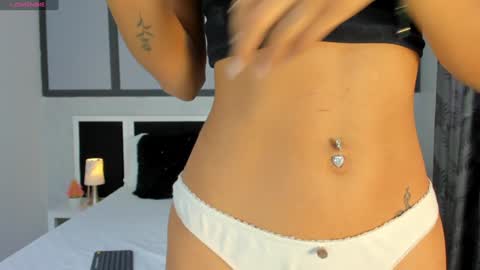 Snapshot of violet_rost chatting on 24, 1, 2025  Violet  online show from 24, 1, 2025