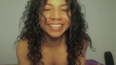 Violet online show from 19, 2, 2025