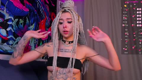 Violet online show from 5, 1, 2025