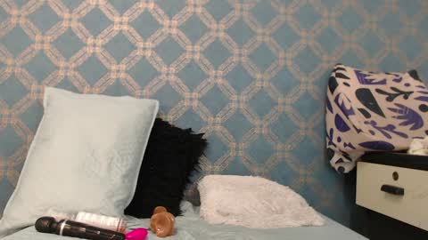 Violeta  online show from 28, 12, 2024