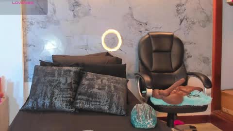 Violet  online show from 30, 9, 2025