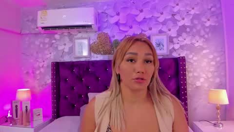 violeta_medina online show from 8, 11, 2025
