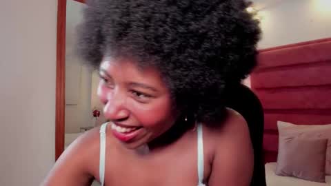 Violeta Ruiz online show from 5, 11, 2025