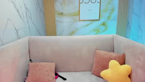 Snapshot of violeta_sub chatting on 23, 5, 2026 IG violeta sub online show from 23, 5, 2026