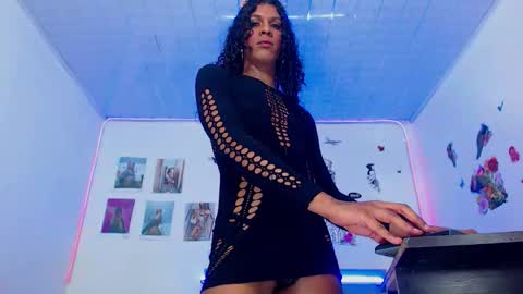 Snapshot of violetaconny chatting on 1, 2, 2026 violetaconny online show from 1, 2, 2026