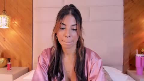 Violeta online show from 8, 6, 2026
