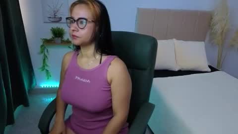 Snapshot of violetamedusa chatting on 29, 9, 2025 VioletaMedusa online show from 29, 9, 2025