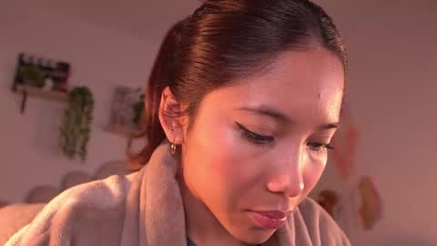 violeth___ online show from 14, 10, 2025