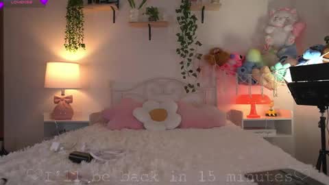 violeth___ online show from 22, 5, 2026