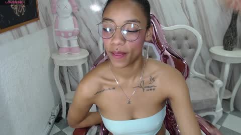 violeth_b online show from 3, 12, 2024