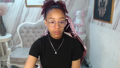 violeth_b online show from 17, 1, 2025