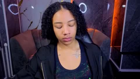 violeth_b online show from 18, 11, 2025