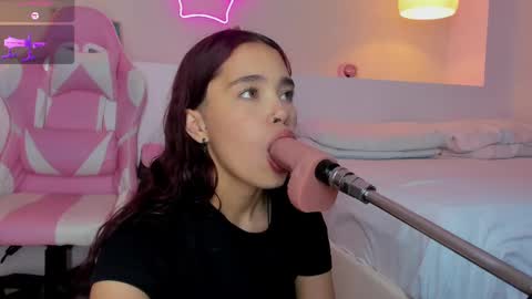 Violeth Hill online show from 11, 3, 2025