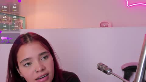 Violeth Hill online show from 9, 10, 2025