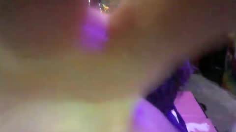 Violet Hooper online show from 27, 5, 2026