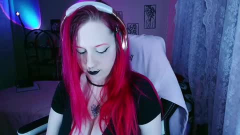 Violet October online show from 27, 9, 2025