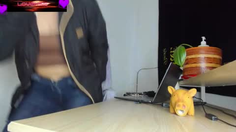 violetparkker online show from 28, 3, 2026