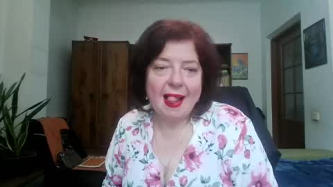Snapshot of violetpulse chatting on 18, 5, 2026 violetpulse online show from 18, 5, 2026