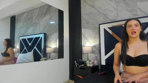 Violet Rose online show from 9, 10, 2025