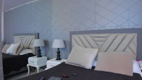 Violet Rousse online show from 8, 4, 2026