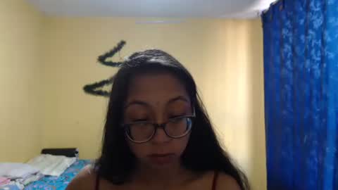 Snapshot of violetsexhot999 chatting on 14, 12, 2024 Violet777  online show from 14, 12, 2024