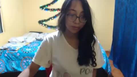 Snapshot of violetsexhot999 chatting on 27, 12, 2024 Violet777  online show from 27, 12, 2024