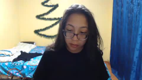Snapshot of violetsexhot999 chatting on 31, 12, 2024 Violet777  online show from 31, 12, 2024