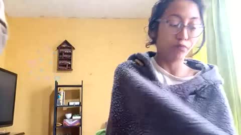 Snapshot of violetsexhot999 chatting on 10, 9, 2025 Violet777  online show from 10, 9, 2025