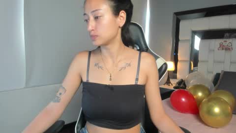 violetskinny online show from 22, 12, 2025