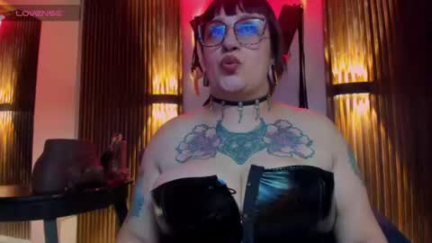 violett_8 online show from 1, 7, 2026