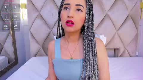 Violett  online show from 21, 11, 2025