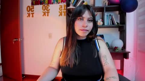 Snapshot of violett_red chatting on 3, 6, 2026 Violeta online show from 3, 6, 2026