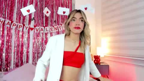 Snapshot of violetta_ficher chatting on 14, 2, 2026 Violetta Ficher online show from 14, 2, 2026