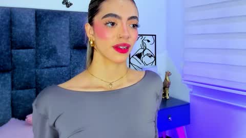 Snapshot of violetta_ficher chatting on 22, 2, 2026 Violetta Ficher online show from 22, 2, 2026