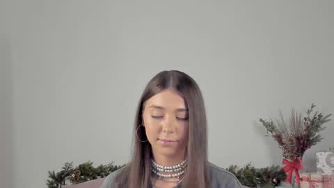 violetta_finch online show from 18, 1, 2025