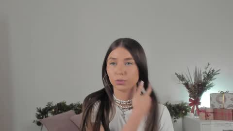 violetta_finch online show from 20, 1, 2025