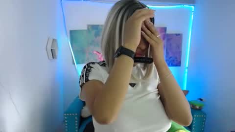 Violeta online show from 4, 2, 2026