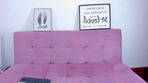 ViolettaBaker online show from 30, 1, 2025