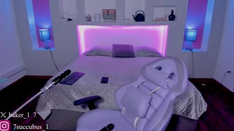 ViolettaBaker online show from 6, 3, 2025