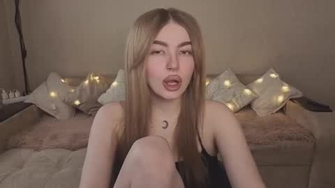 ViolettaOtis online show from 2, 3, 2026