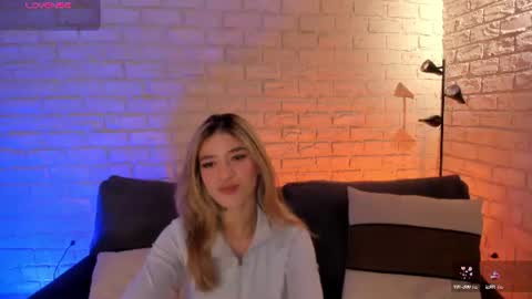 Snapshot of violetthansson chatting on 16, 6, 2026 Violett online show from 16, 6, 2026