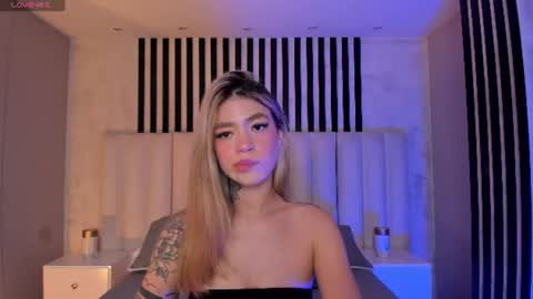 Snapshot of violetthansson chatting on 20, 6, 2026 Violett online show from 20, 6, 2026