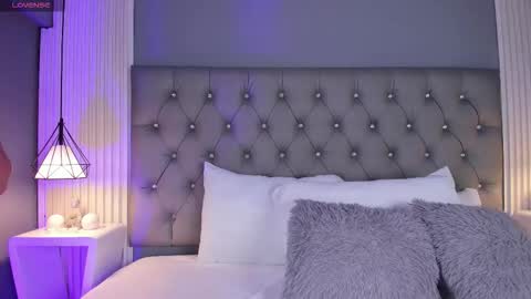 Snapshot of violettharous chatting on 26, 2, 2026 VioletthaRous online show from 26, 2, 2026