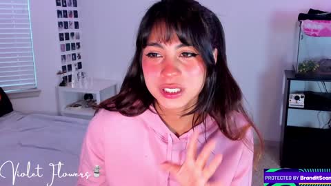 Violet Flowers online show from 28, 12, 2024