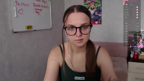 Violet online show from 18, 10, 2025