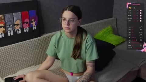 Violet online show from 17, 2, 2026